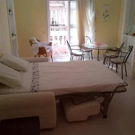 Croisette Luxury Sea-view Apartment *